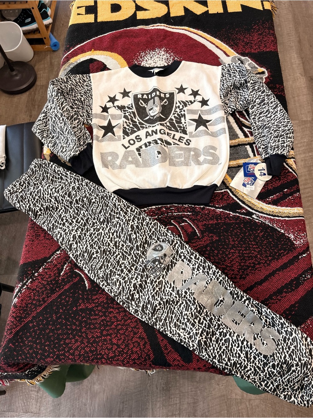 Vintage Los Angeles Raiders set size 14